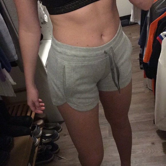 lululemon athletica Pants - Lululemon Hit Reset Short 3”